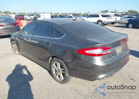2018 Ford Fusion Se z USA, uszkodzony, nr VIN 3FA6P0H70JR271221